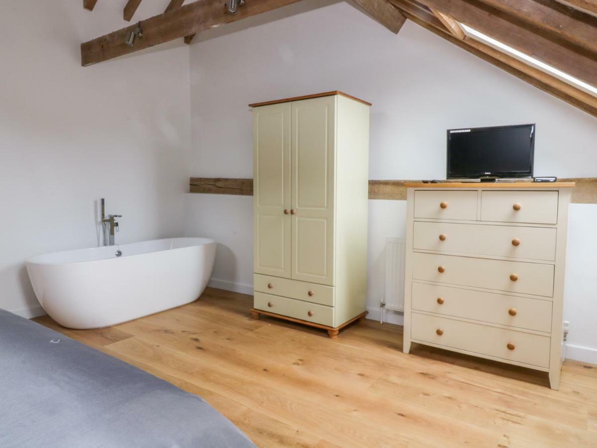 Vila Grange Barn Hessett Exteriér fotografie